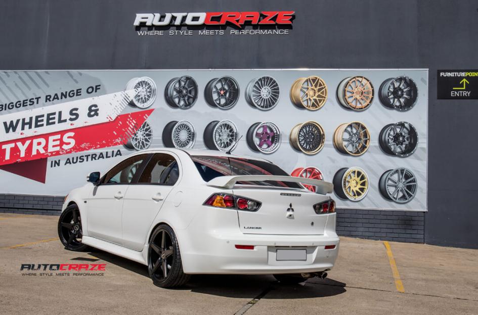 MITSUBISHI LANCER DISTRICT SATIN BLACK